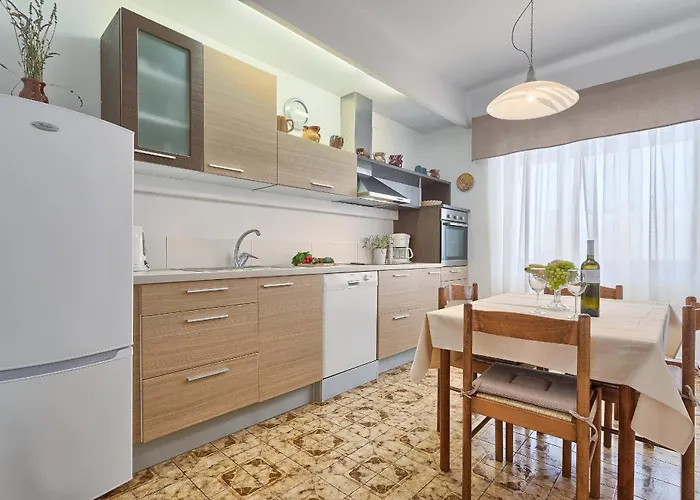 Vlasta Appartement *