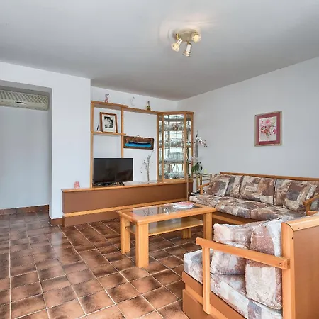 Vlasta Apartment *