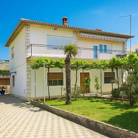 Vlasta Apartamento *